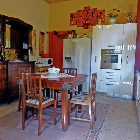 Villa Luxurious In Pistoia With Jacuzzi And Pool