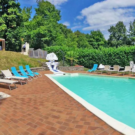 Luxurious In Pistoia With Jacuzzi And Pool Villa