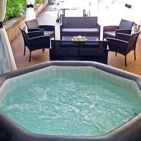 Villa Luxurious In Pistoia With Jacuzzi And Pool Campo Tizzoro