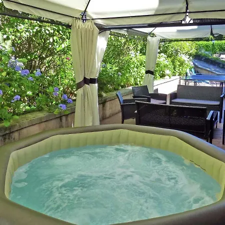 Villa Luxurious In Pistoia With Jacuzzi And Pool *