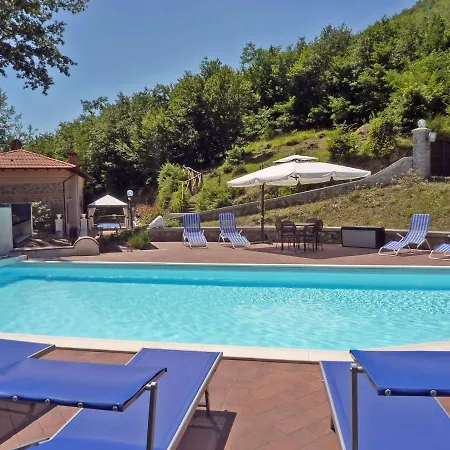 Villa Luxurious In Pistoia With Jacuzzi And Pool