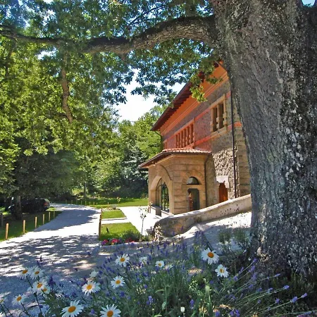 Luxurious In Pistoia With Jacuzzi And Pool *